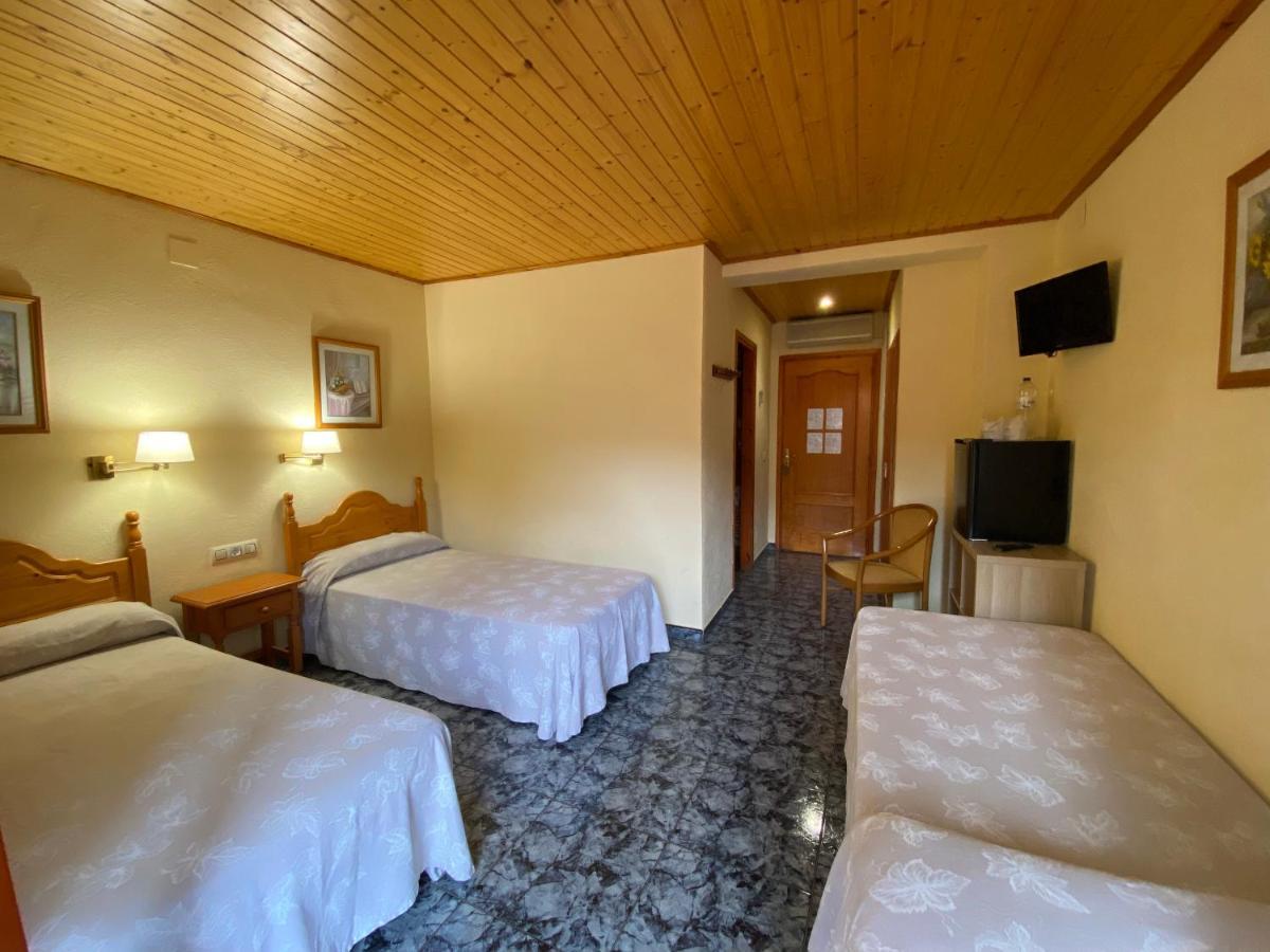 Hotel Rural Cal Amadeu Vilanova de Escornalbou Exterior photo